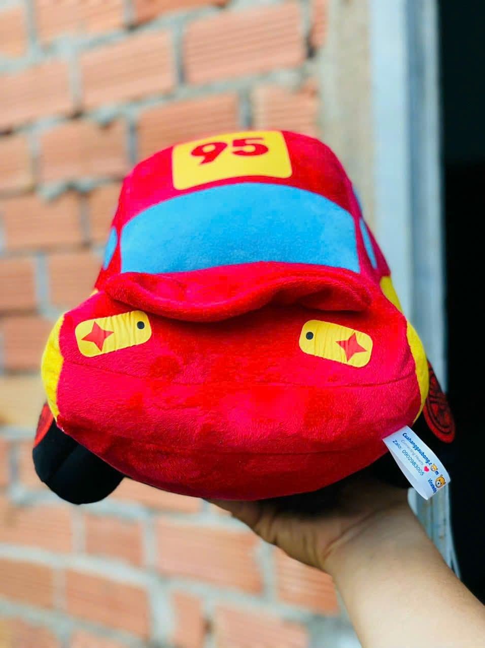 SẢN XUẤT XE ĐUA TỐC ĐỘ LIGHTNING MCQUEEN CHO TOYOTA ĐÔNG SÀI GÒN