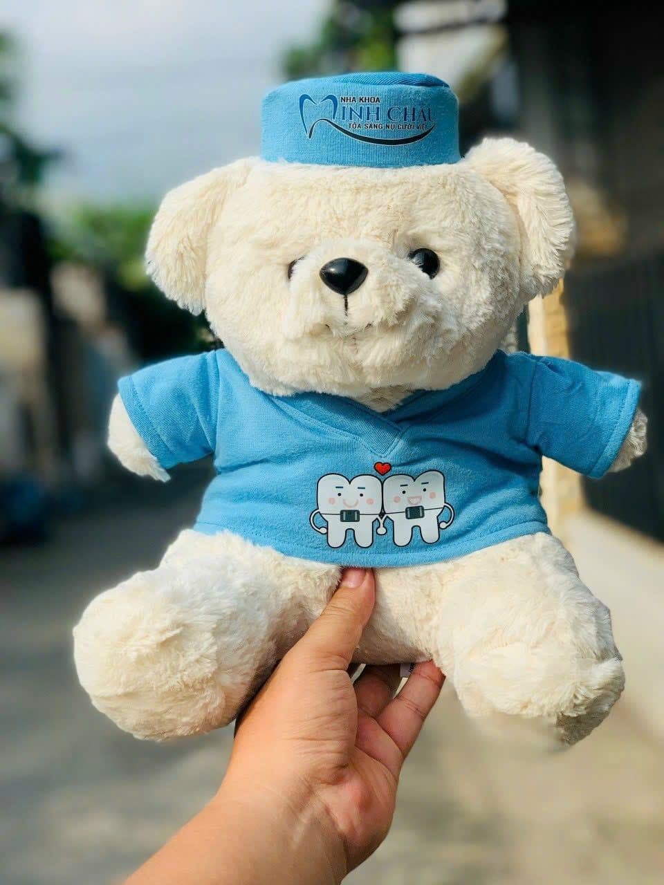 GẤU BÔNG IN LOGO THEO YÊU CẦU CỦA NHA KHOA MINH CHÂU